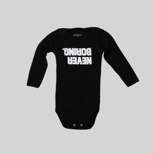 Never Boring Baby Body Set Crna